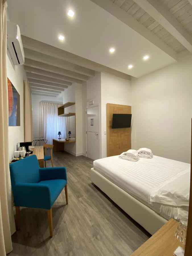 Star Suite Taranto Eksteriør billede
